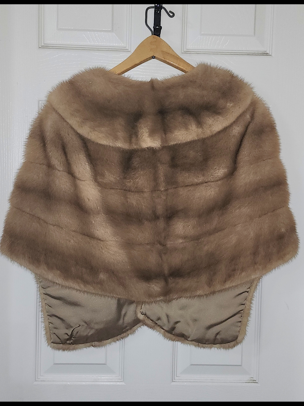 VINTAGE ESTATE FOX FUR STOLE - Picture 2 of 11
